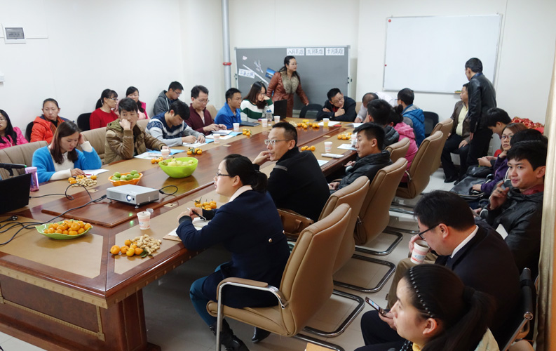 目前天度客戶沙龍已順利舉行4期，我們將一直秉承全公益、凈干貨、不推銷產(chǎn)品的理念，助力天度新老客戶開展網(wǎng)絡(luò)營銷和移動互聯(lián)網(wǎng)營銷。