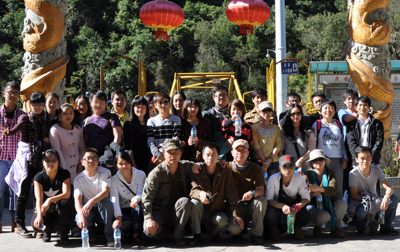 2012年12月1-2日，天度網(wǎng)絡(luò)公司與云游國(guó)際旅行社合作，組織天度網(wǎng)絡(luò)公司部分員工到安寧進(jìn)行為期2天的戶外踏青活動(dòng)